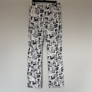 Reformation Newspaper Jean in Black and White Comic Print - 29